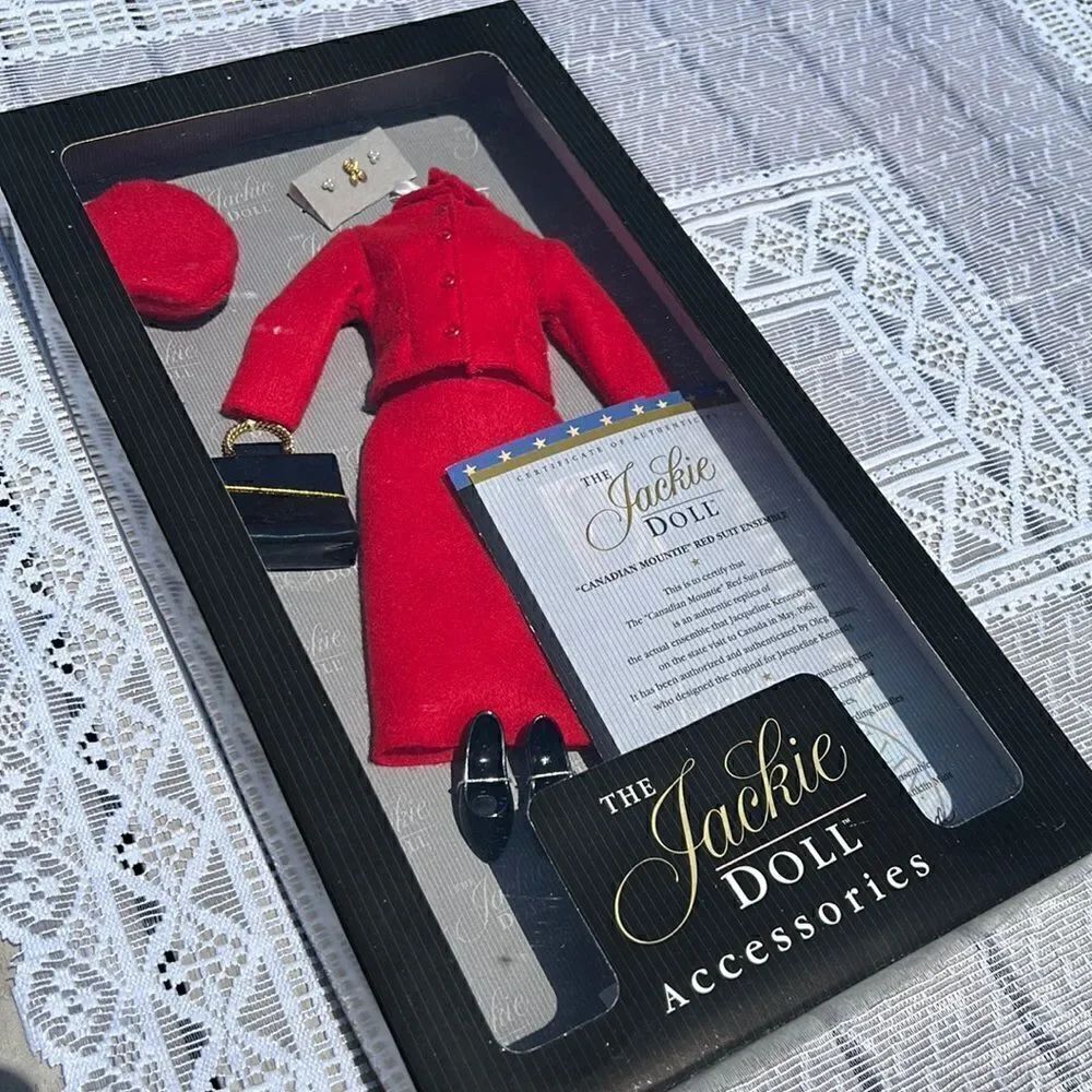 Canadien 🇨🇦 Mountie red suit ensemble Oleg Cassini Dress & Accessories RARE!